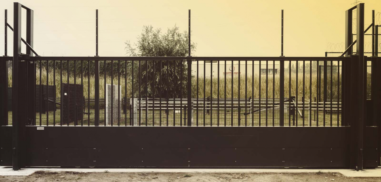 BLOKAD 7 meter sliding gate