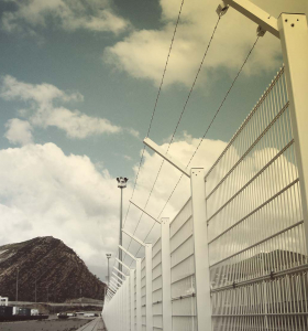 Securifor 2D security fence